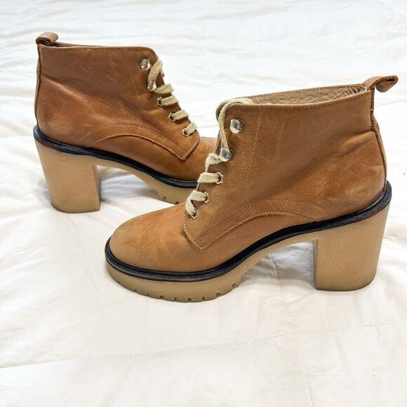 Free People Sydney Hiker Lace-Up Tan Beige Leather Boots EUC Women’s Size 6.5 - Picture 9 of 12